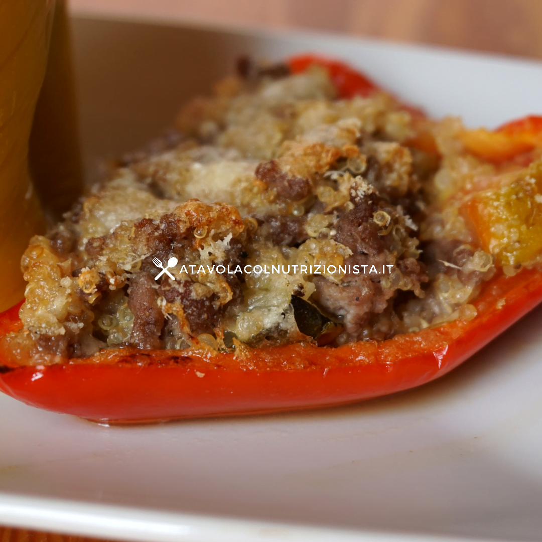 Peperoni ripieni con quinoa