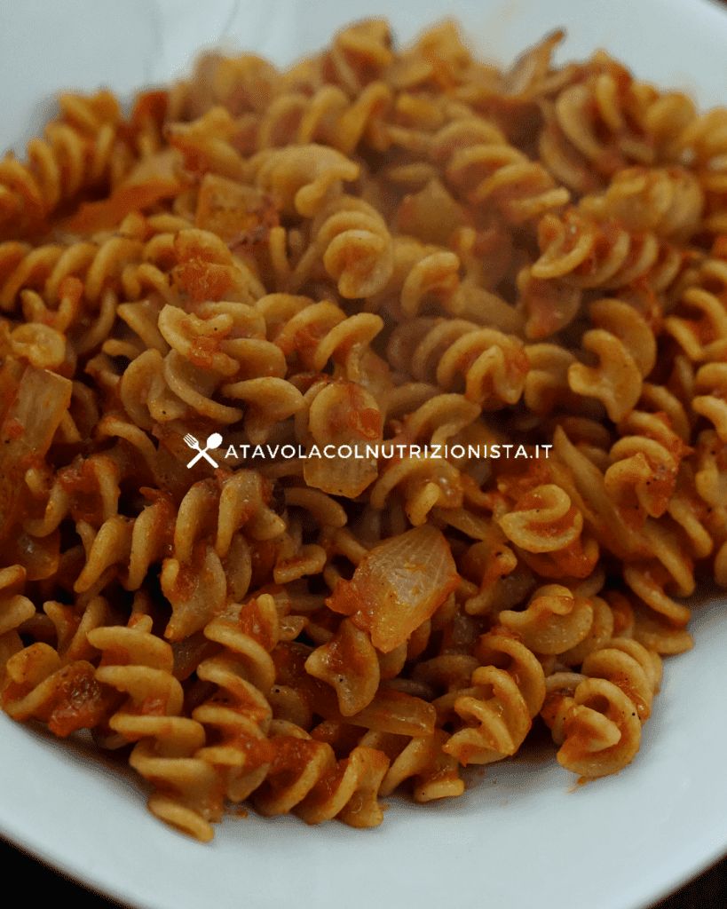 Ricetta Light Pasta al pomodoro – A Tavola col Nutrizionista