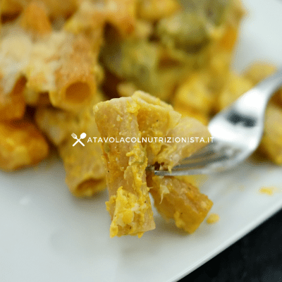 pasta integrale al forno pollo peperoni e zucca