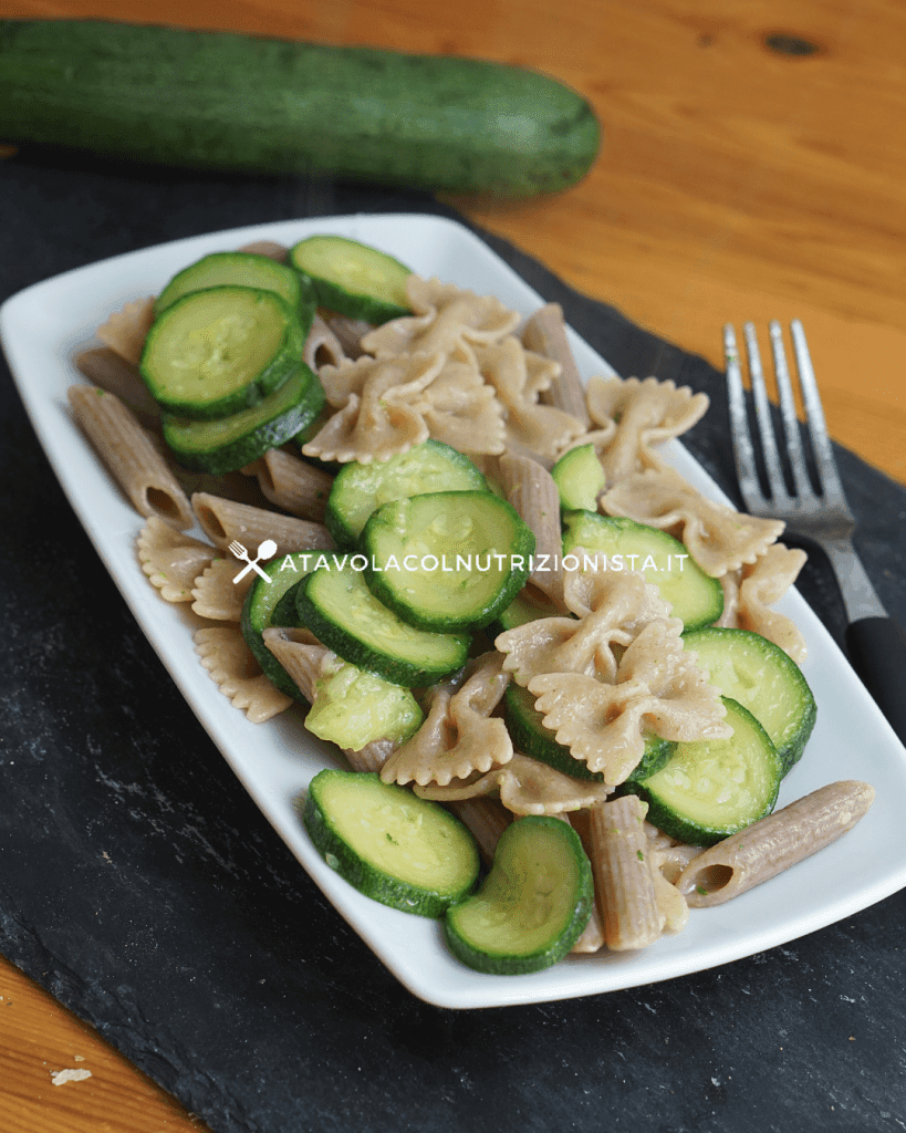 Ricetta Light Pasta integrale con le zucchine – A Tavola col Nutrizionista