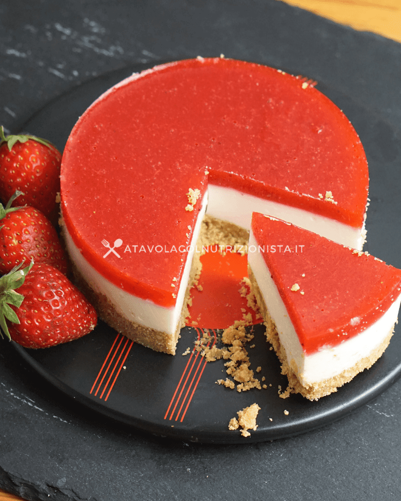 cheesecake fit alle fragole senza cottura