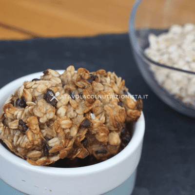 biscotti fit banane avena con gocce di cioccolato