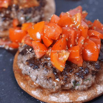 Hamburger bruschetta