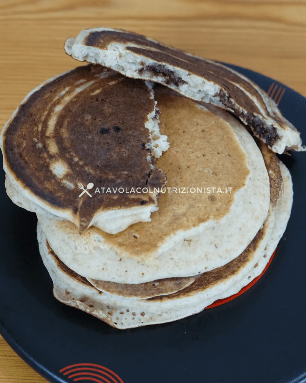 Pancake Integrali Ripieni al Cioccolato – Ricetta Fit