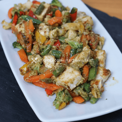 pesce spada verdure e pesto