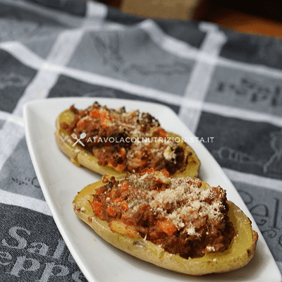 ricetta barchette di patate ripiene di macinato