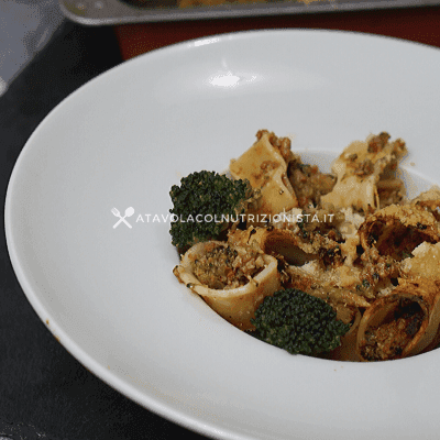pasta calamarata al forno macinato broccoli pomodoro