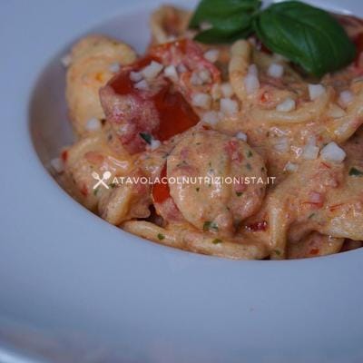 Orecchiette Fresche con Crema di Ricotta, Basilico e Pomodorini