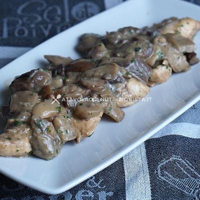 Bocconcini di Petto di Pollo ai Funghi Porcini