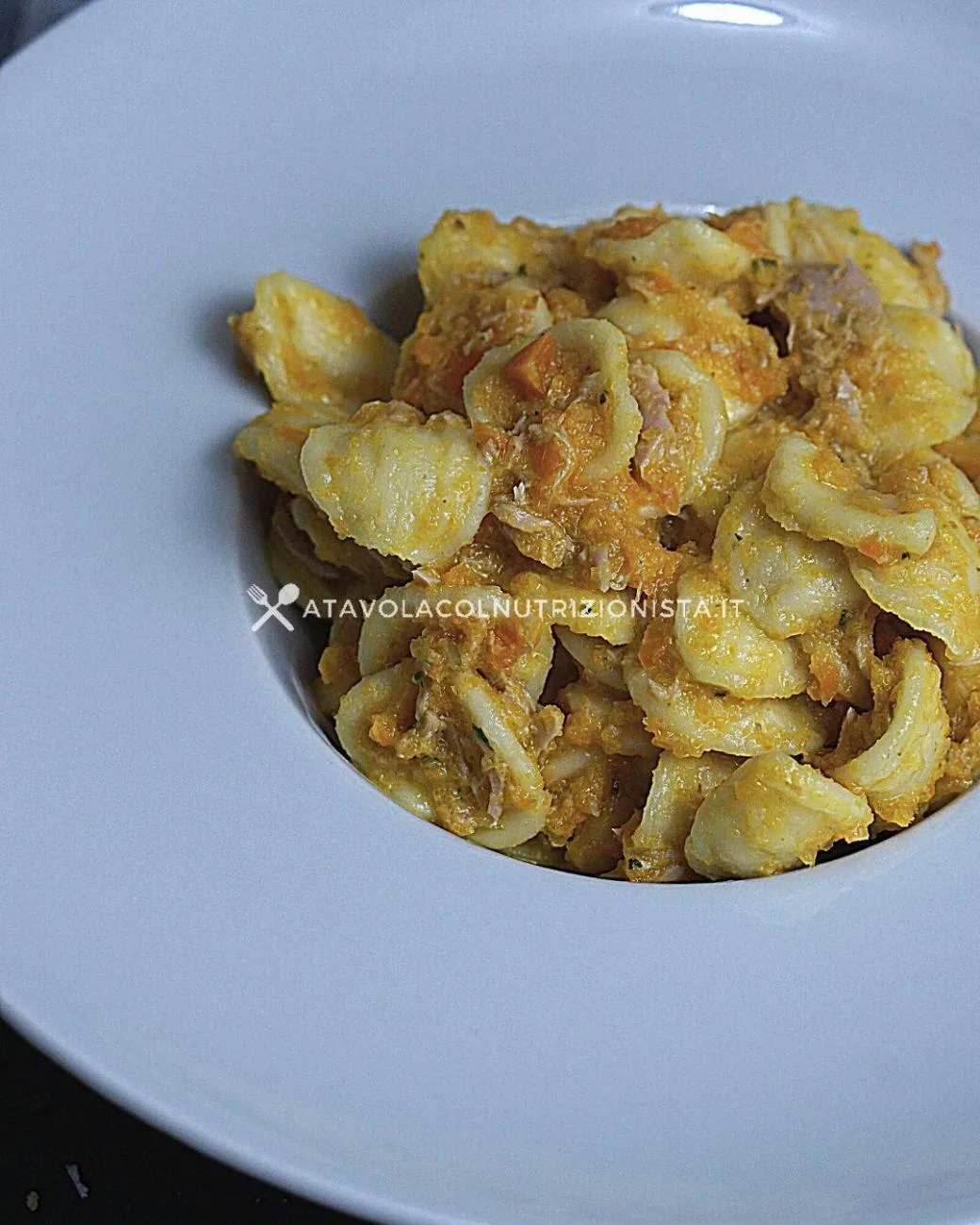 Pasta con Crema di Carote e Tonno
