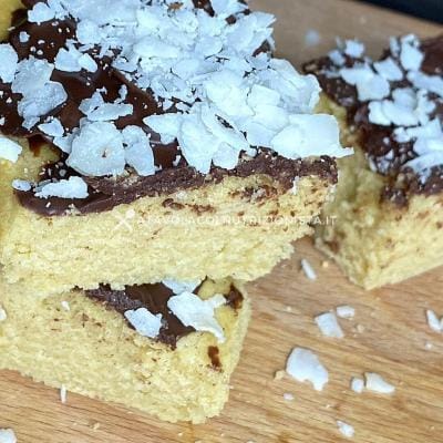 ricetta Quadrotti Cocco e Cioccolato con Farina di Avena