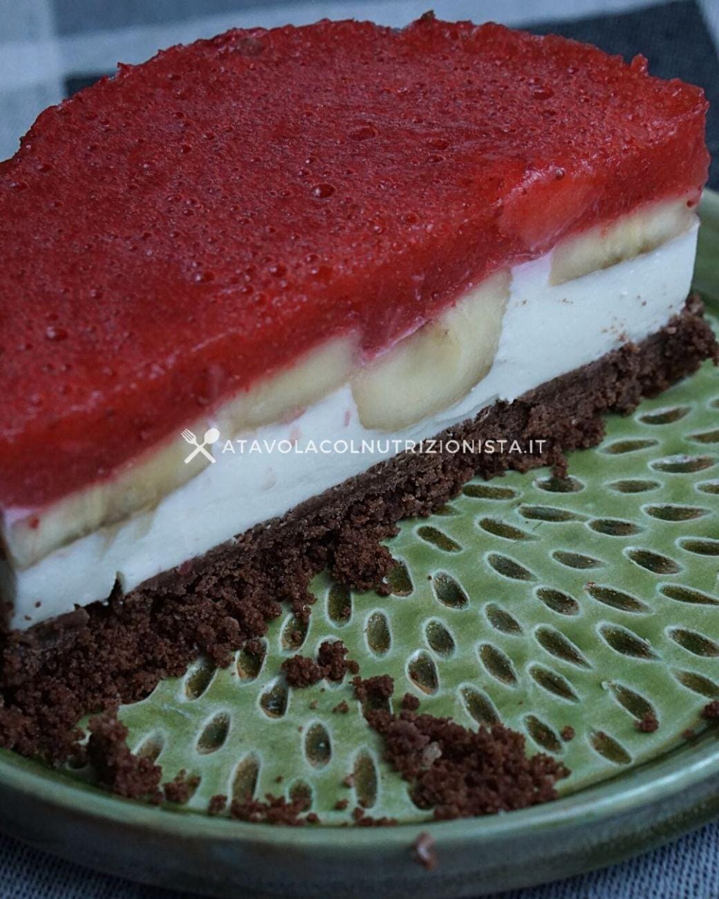Cheesecake Light Fragole e Banana con Base al Cacao