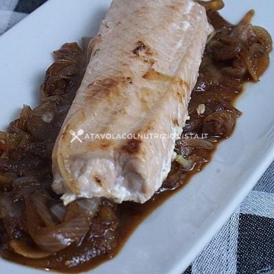 ricetta Salmone con le Cipolle Caramellate