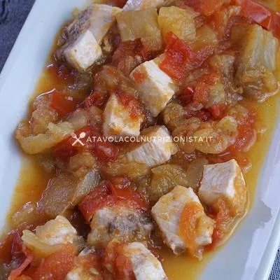 ricetta Cubetti di Pesce Spada con Melanzane e Pomodori 2
