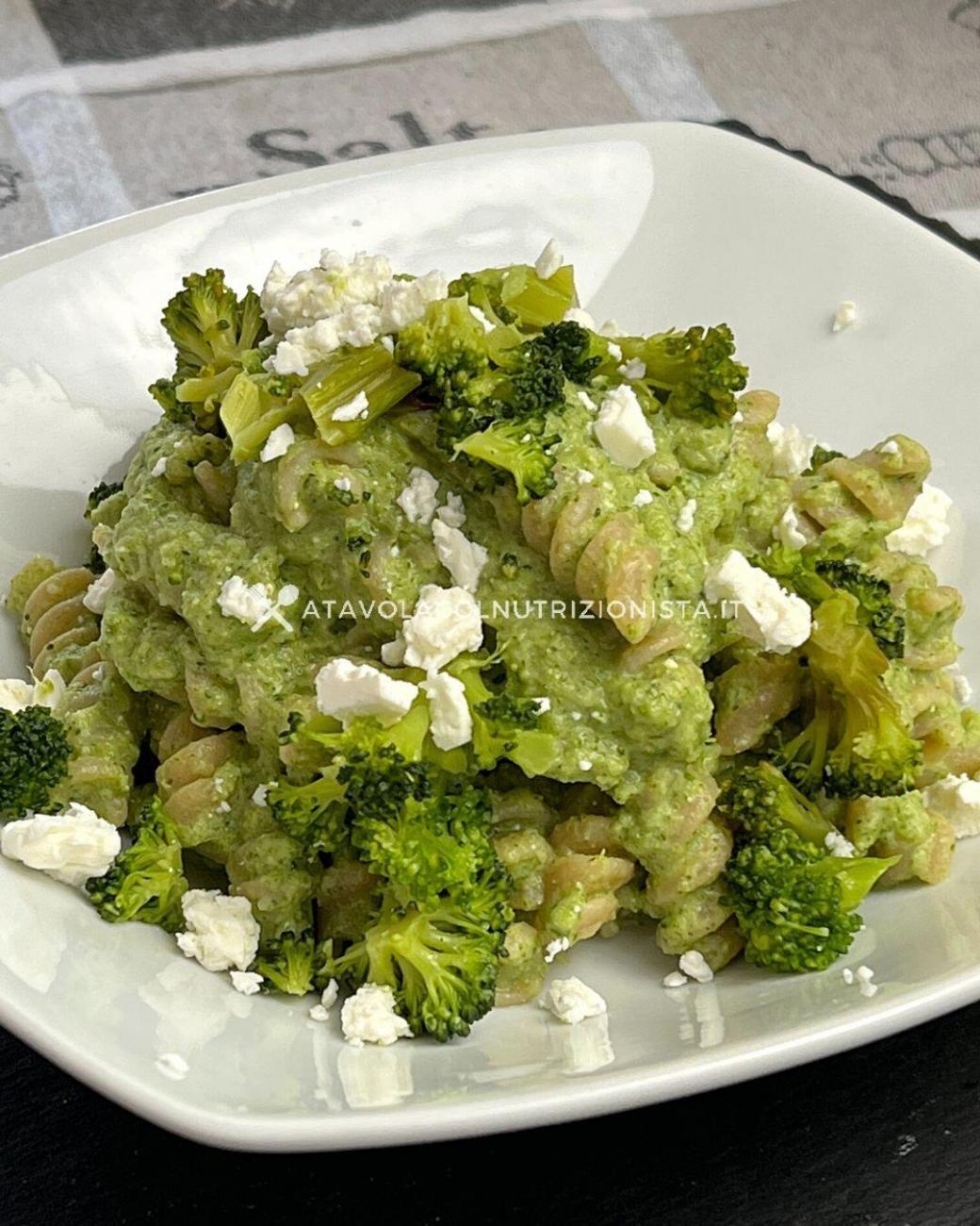 Pasta Integrale Cremosa con Broccoli e Feta