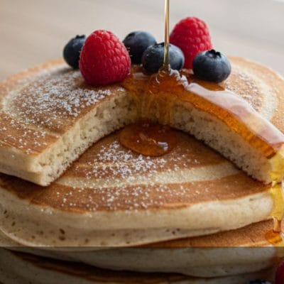 Pancake integrali light con crema al cioccolato